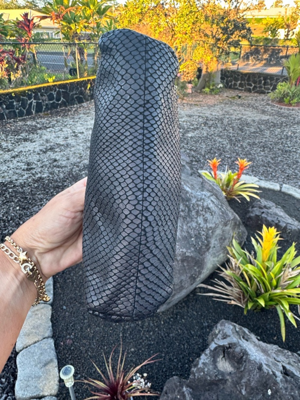 Henri Bendel Black Snakeskin Leather Cosmetic Bag Clutch Pink Lining - Picture 7 of 11